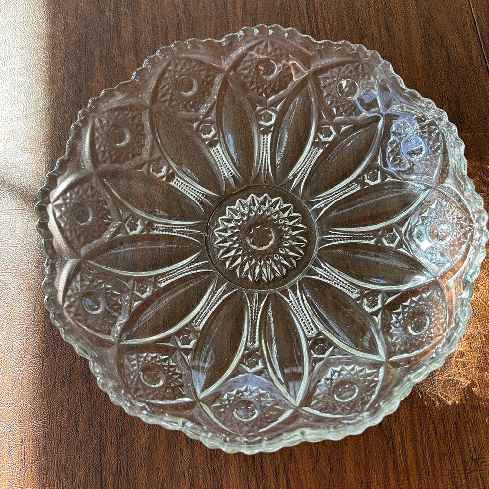 Vintage bowl EAPG Clear Crystal Glass McKee Sawtooth Sunburst Candy Dish